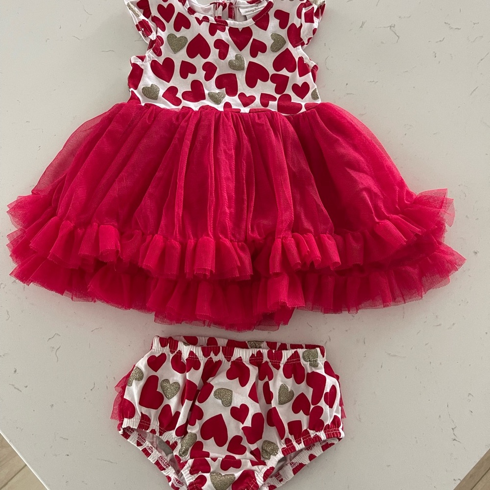 Tommy Bahama Red and Gold Heart Dress Set